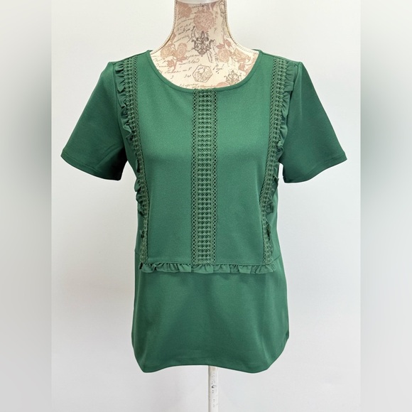 ANN TAYLOR Hunter green ruffle front short sleeve top size S - Picture 1 of 12